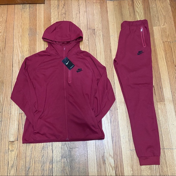 pink nike jogger suit